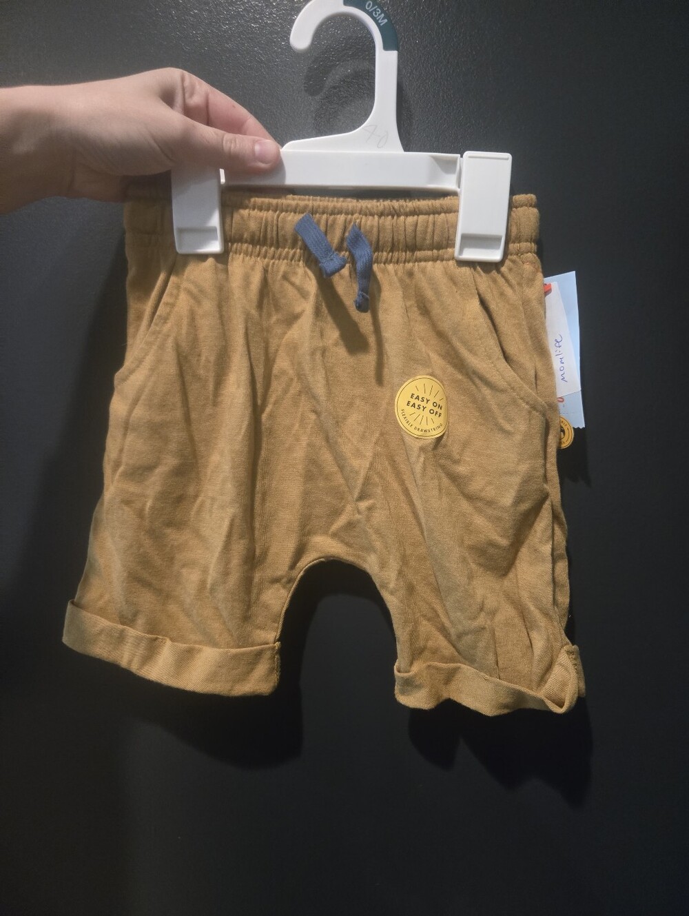 Cat & Jack NWT Tan Comfy Shorts Boys 5T